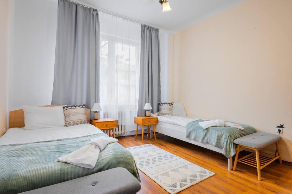 Spacious 3Bd Central Apartment Sofia Eksteriør bilde